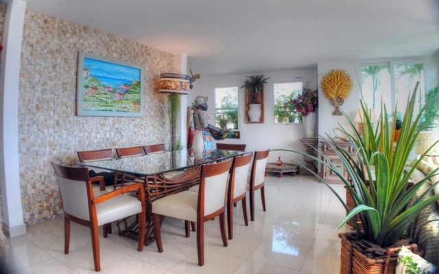 LinkHouse Tropical Triplex - 2 SUITES