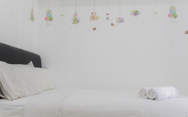 Modern and Clean Studio Apartment at M-Town Residences