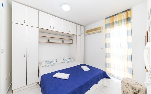 Bozo - 100m to the sea - A4