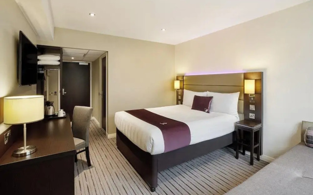 Premier Inn Abingdon - A34