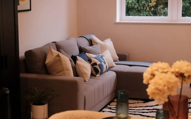 Stylish, Luxury Apartment Sleeps 4 - Southampton