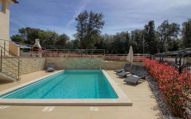 Charming villa Marisol 200m from the beach