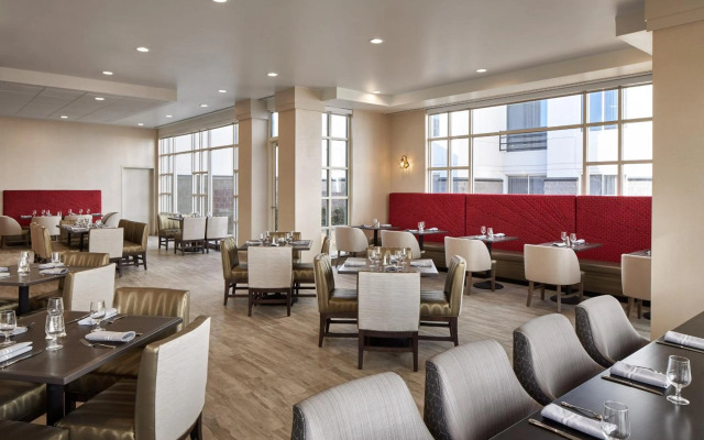 Sheraton Richmond Airport Hotel