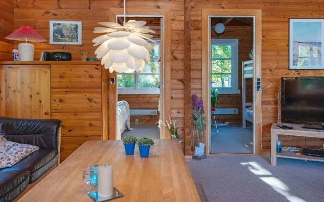 6 Person Holiday Home in Allingabro