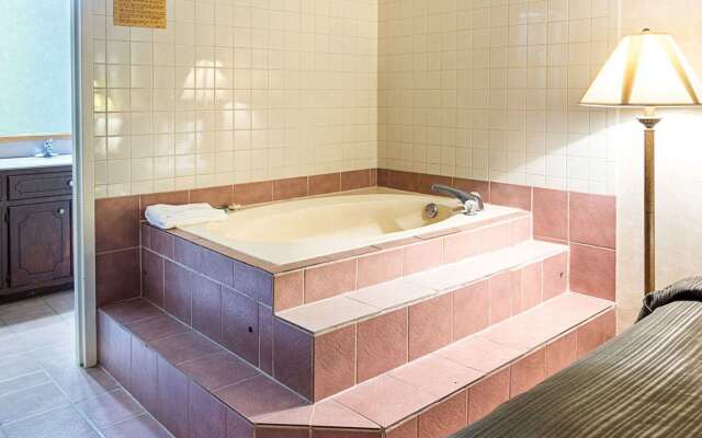 Quality Inn Petersburg Fort Lee Area