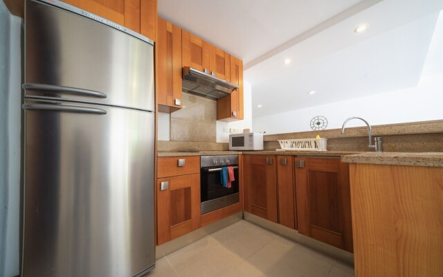 Eek - Condo Near 5th Av. and the Beach