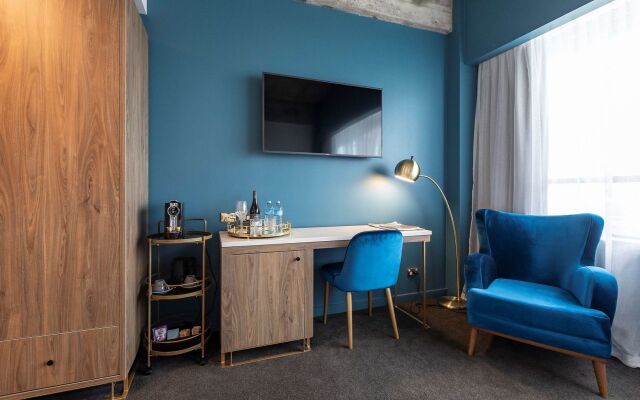 The Muse Christchurch, Art Hotel