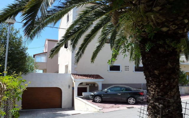 Matic Apartments