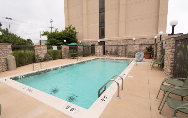 Hampton Inn St. Louis-Airport