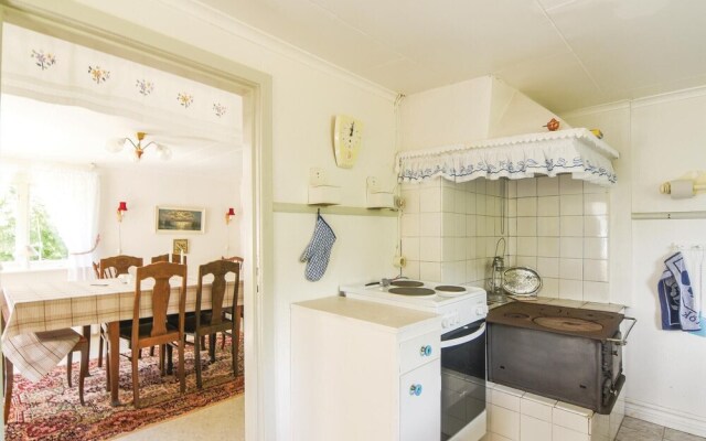 Nice Home in Hunnebostrand With 2 Bedrooms and Wifi