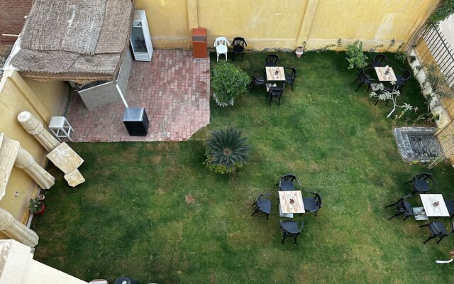 K Boutique Pyramids View West