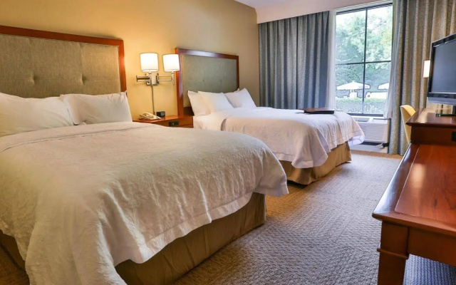 Hampton Inn & Suites Charleston Airport