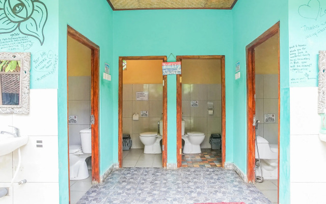 Padi-Padi Hostel & Bar