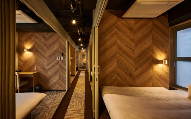 Capsule Hotel CONTINUE Nijojo-Kita – Guest Rooms – Kyoto