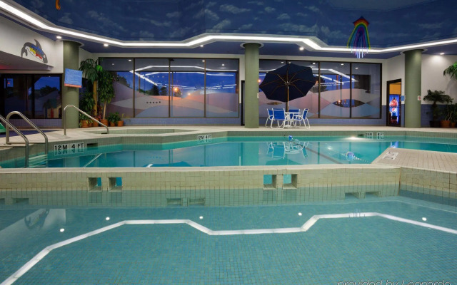 Holiday Inn Winnipeg South by IHG