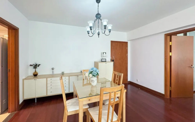 Tyms 2BR Apt Near ITC Xujiahui Line1 11