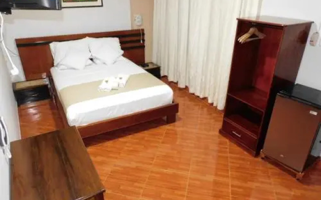 Hotel Tambopata Inn