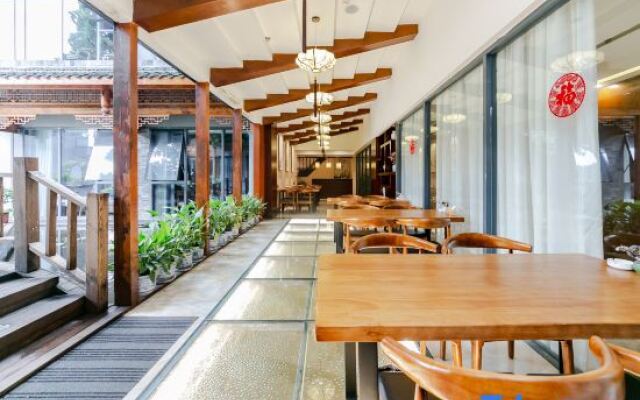 Anjing Old Tree Courtyard (Emeishan Scenic Area)