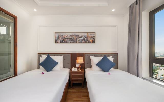 The Sail Hotel - My Khe Beach