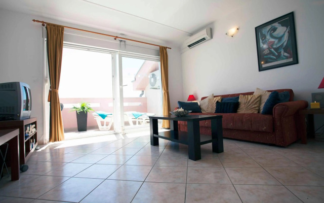 Penthouse Christina with Pool