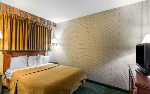 Quality Inn Near China Lake Naval Station