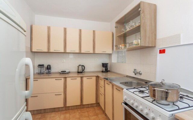 Stunning Home in Pinezici With Wifi and 3 Bedrooms