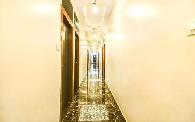 Fabhotel Axis International