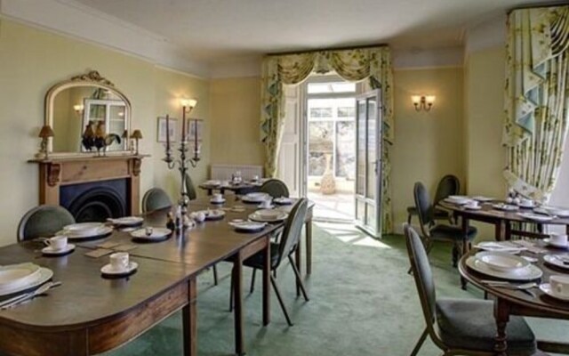 Church House - Guest House