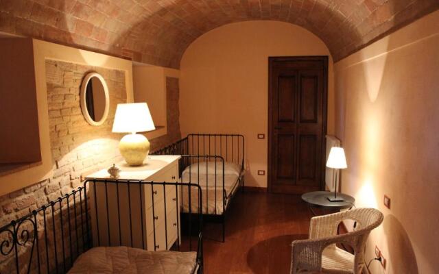 Appartamento In Palazzo Stiozzi Ridolfi