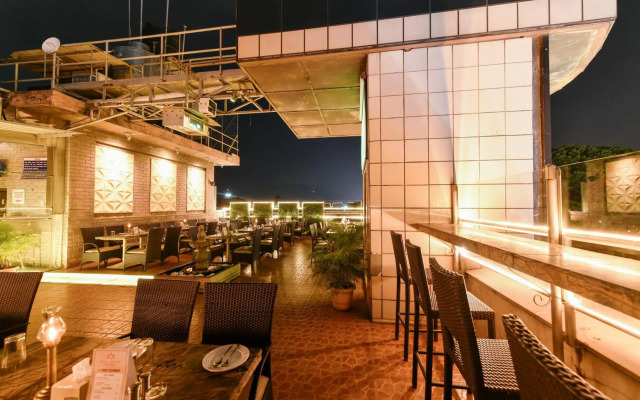 Hotel Roopa
