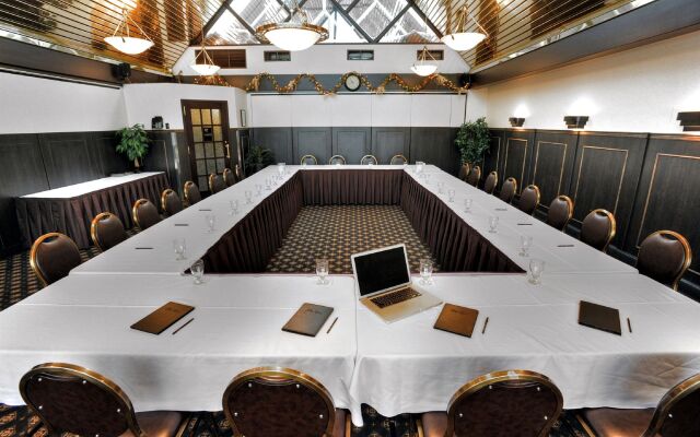 L'Escale Hôtel Suites