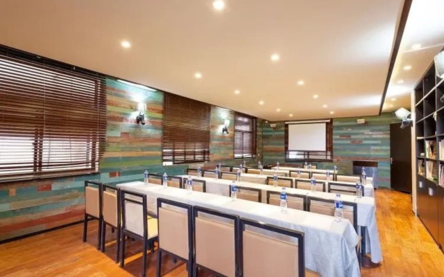 Lanzone Resort