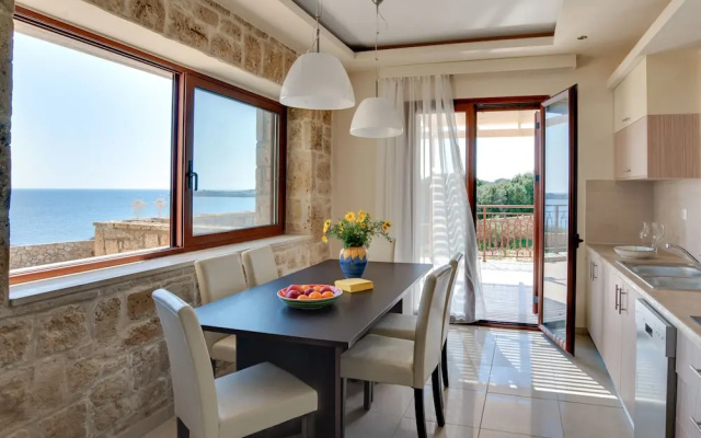 Armonia Seaside Villas