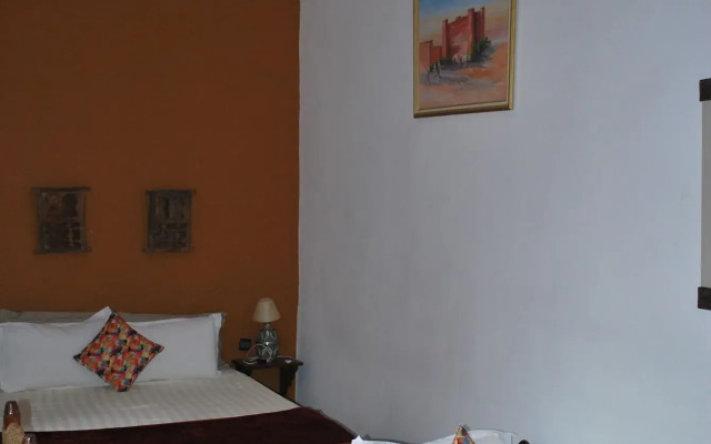 Riad Azalia