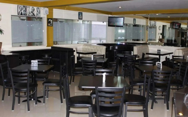 Hotel Frontiere