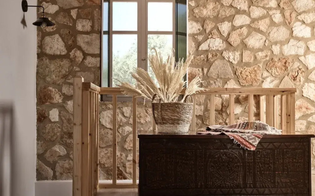 Dounias Village Home
