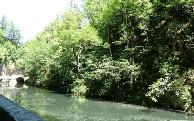 Studio in Villard-de-lans, With Wonderful Mountain View, Balcony and W