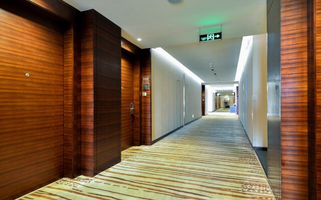 G-LUXE Hongqiao Shanghai by Gloria