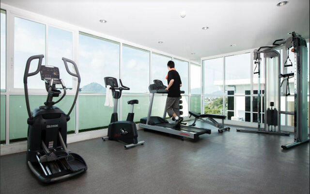 The WIDE Condotel - Phuket