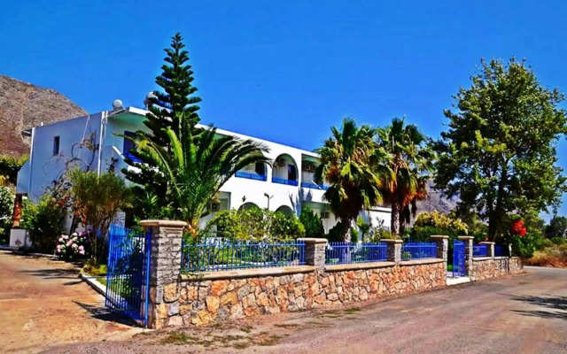 Nitsa Apartments