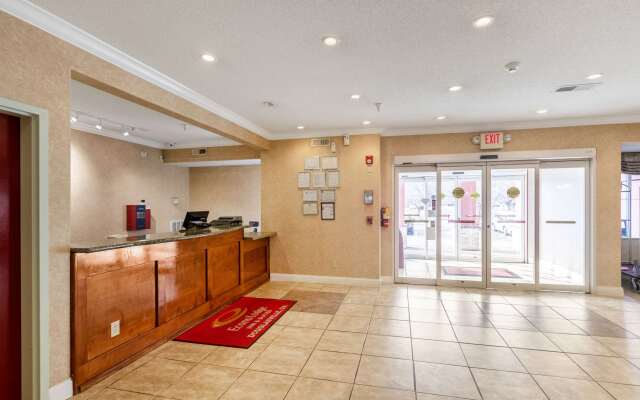 Econo Lodge Inn & Suites Douglasville