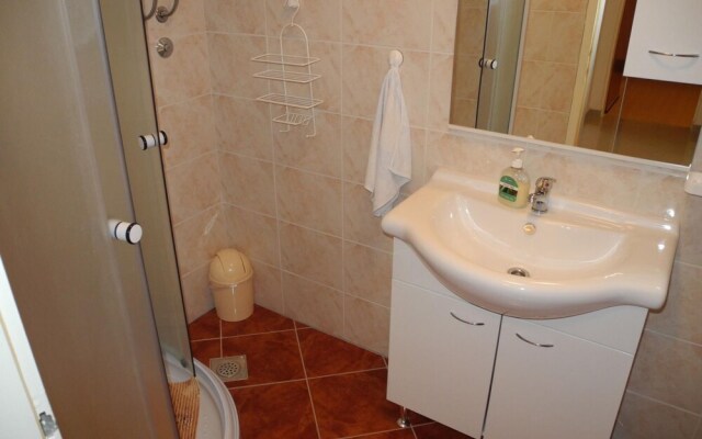 Apartment Buto A4 pax