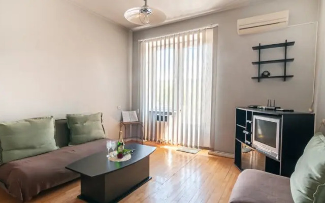 Hotel Dayroom Uznadze St.#2