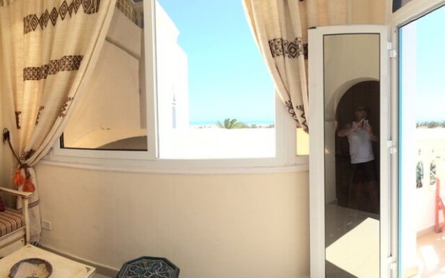 Villa With 4 Bedrooms in Djerba Island, With Wonderful sea View, Priva