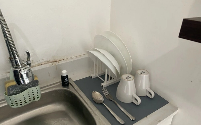 Best Strategic and Chic Studio at Bassura City Apartment