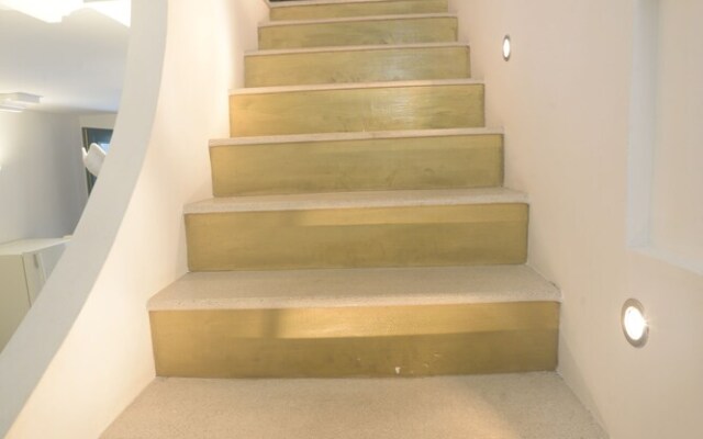 Salapolis Luxury Apartments