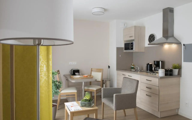 Résidence Services Seniors Domitys - Le Griffon D'Or