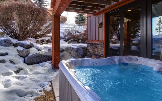 Stillwater Shores 1273 5 Bedroom Townhouse by RedAwning