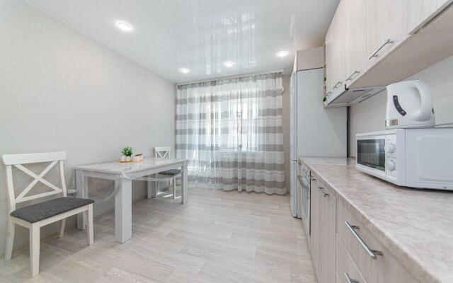 Apartment on Sheksninsky Prospekt 16