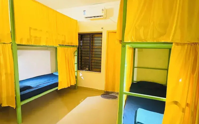 Yes Hostel Varkala